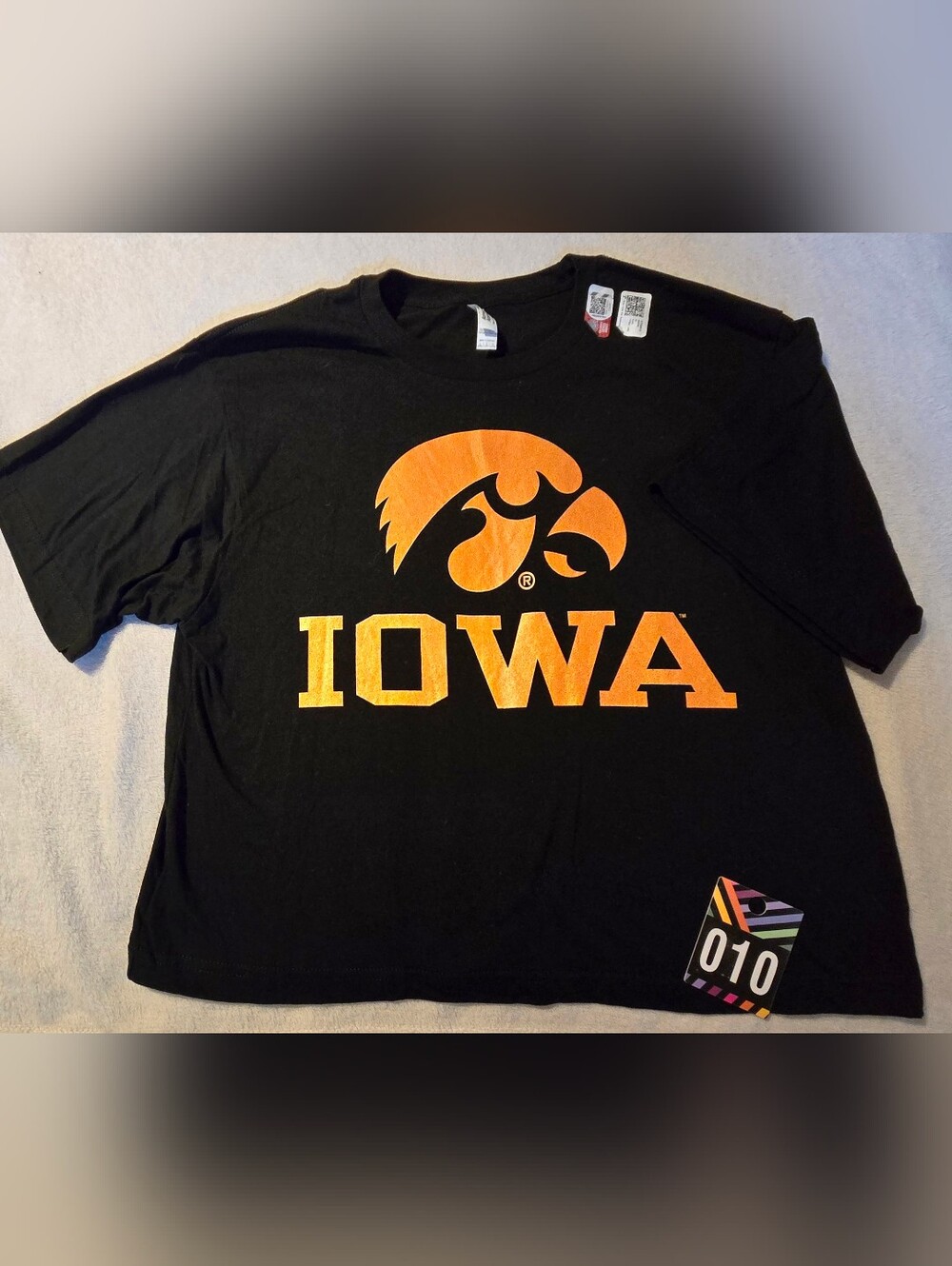 Womens Iowa Hawkeye Crop Top (L) NWT